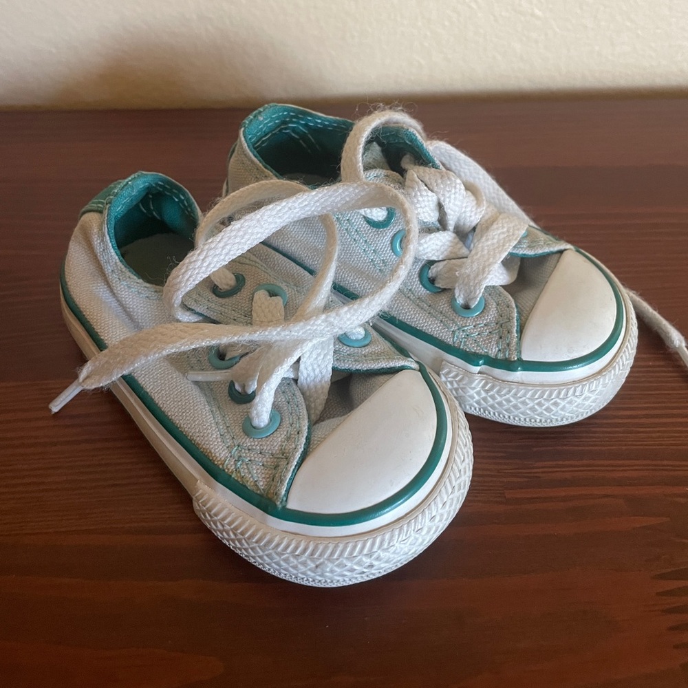 Converse Toddler White and Teal Sneakers